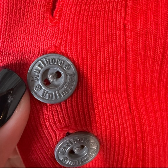 100% cotton long sleeve light weight sweater/shirt Red Marlboro xl Vintage - Picture 4 of 8